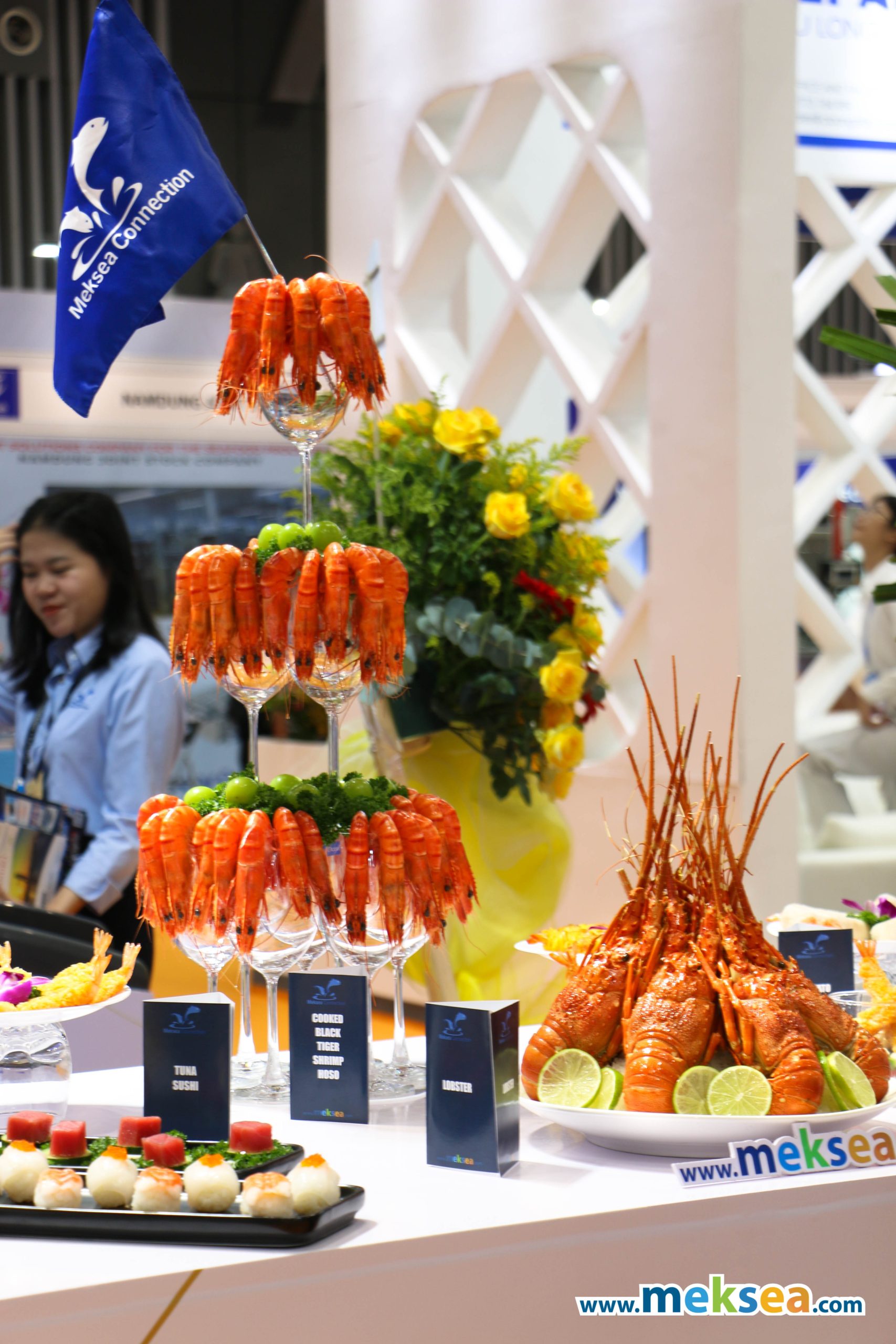 Many were impressed by the eye-catching dishes prepared from our own products, presented with care by our in-house team at the VAT counter. 